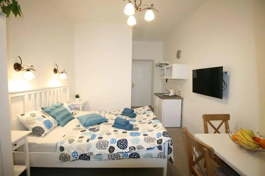 Appartamento Finnem Home Rentals Praga